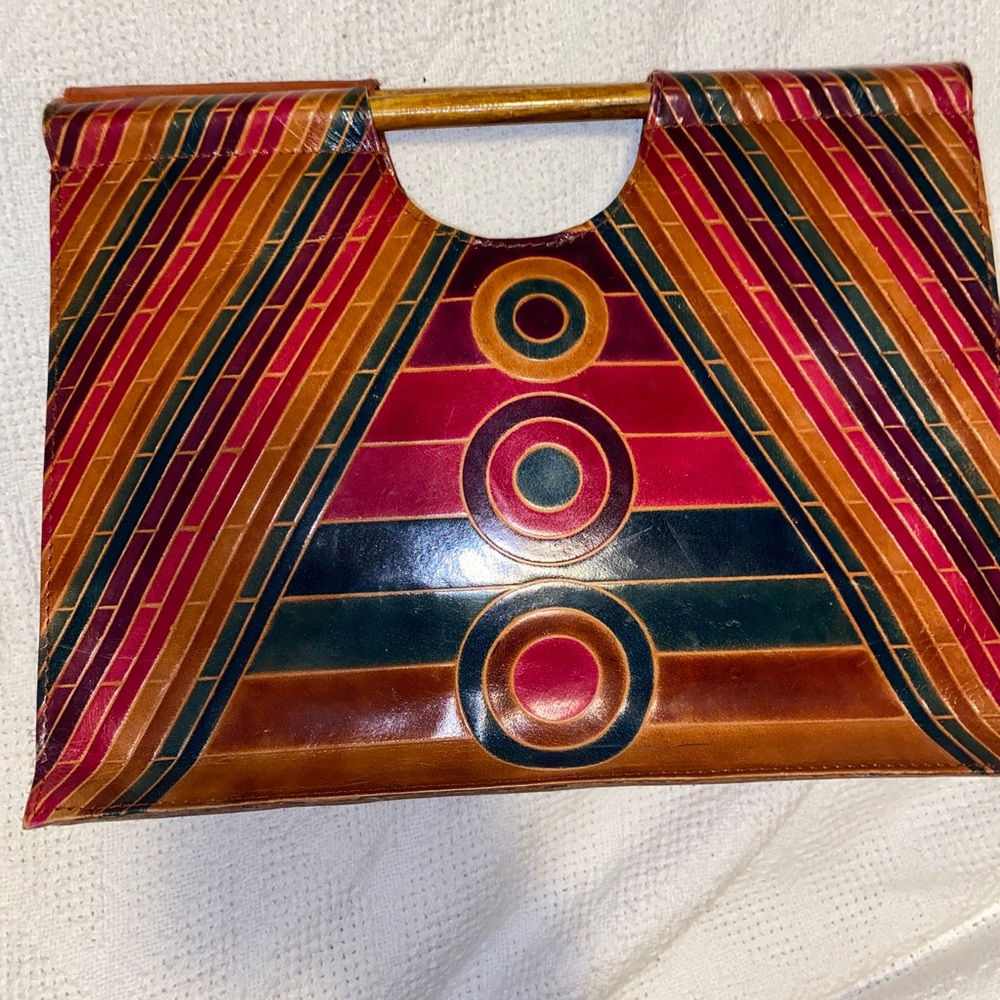 Beautiful color handbag leather